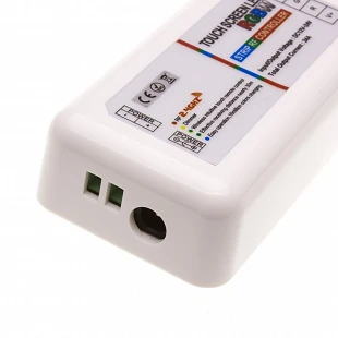 Contrôleur Tactile LED RGBW Dimmable avec Télécommande RF
