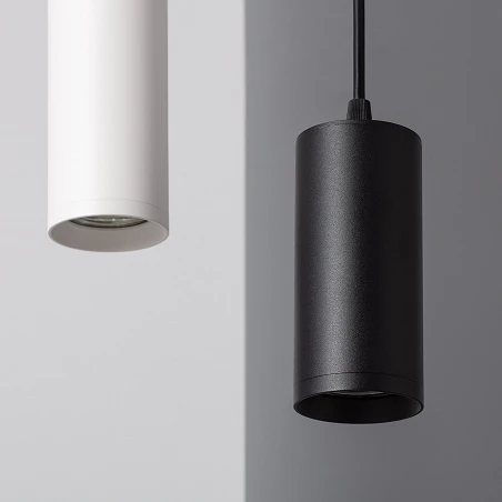 Lampe suspension élégante au design moderne